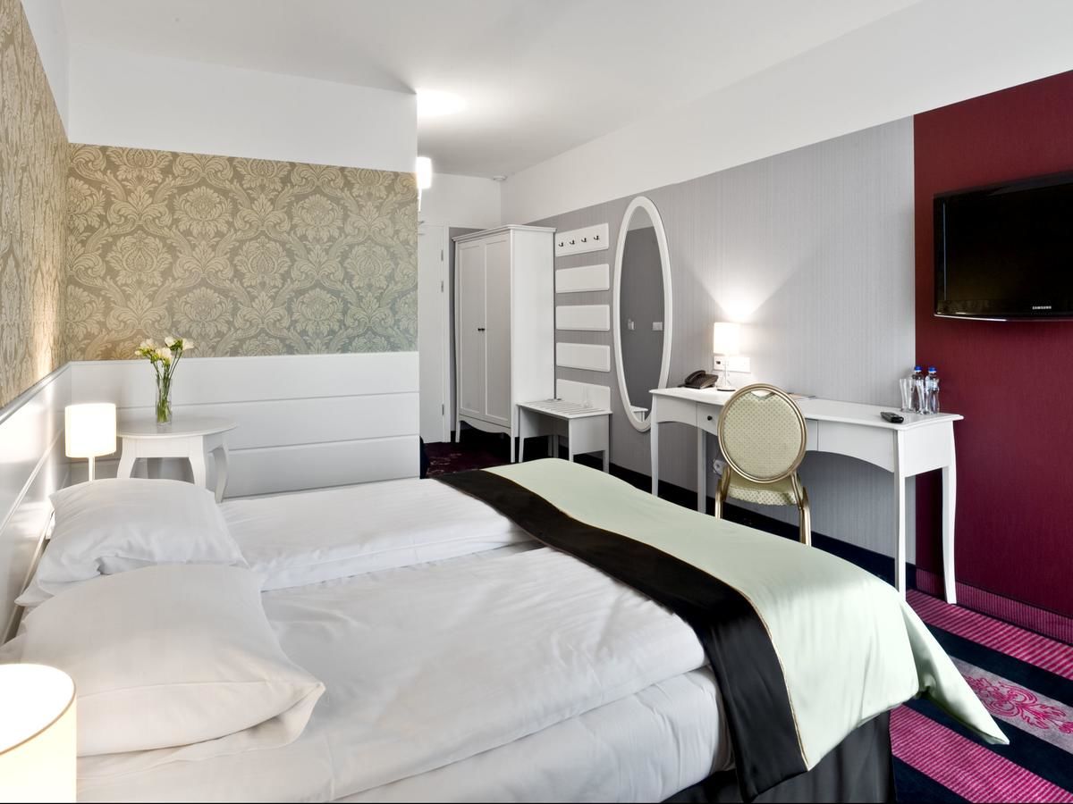 Отель Hotel Lamberton Олтажев-40