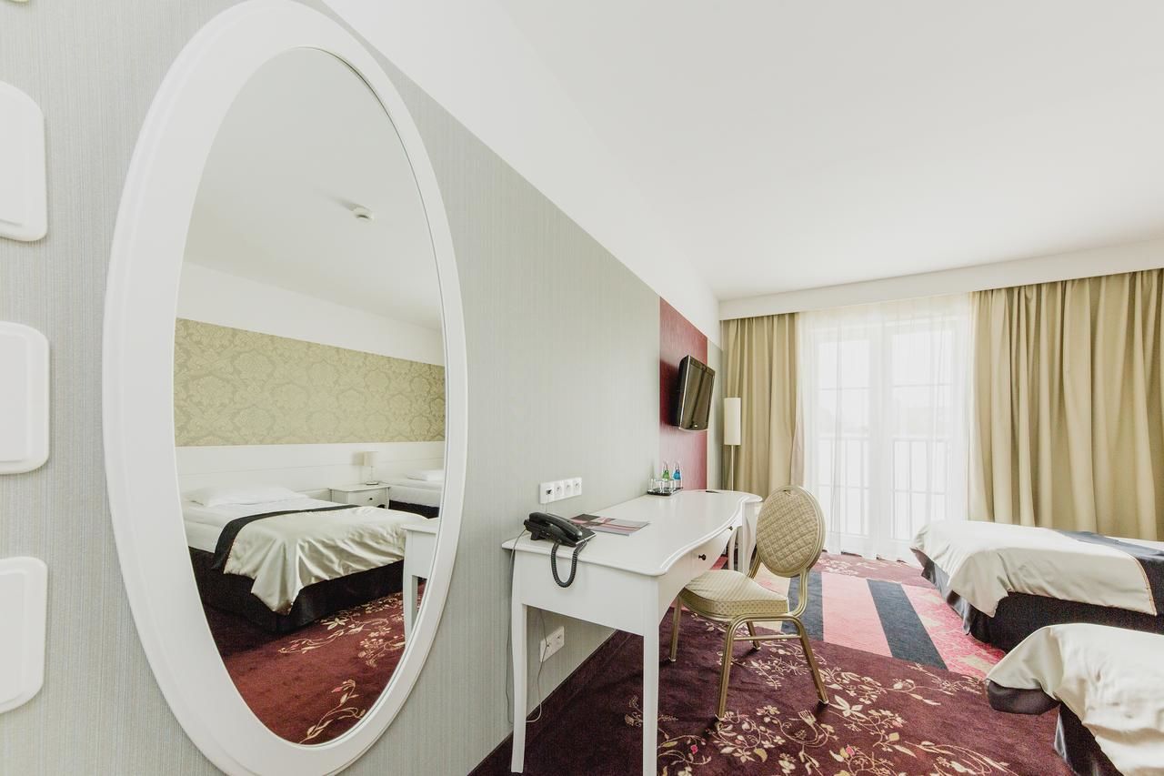 Отель Hotel Lamberton Олтажев-44