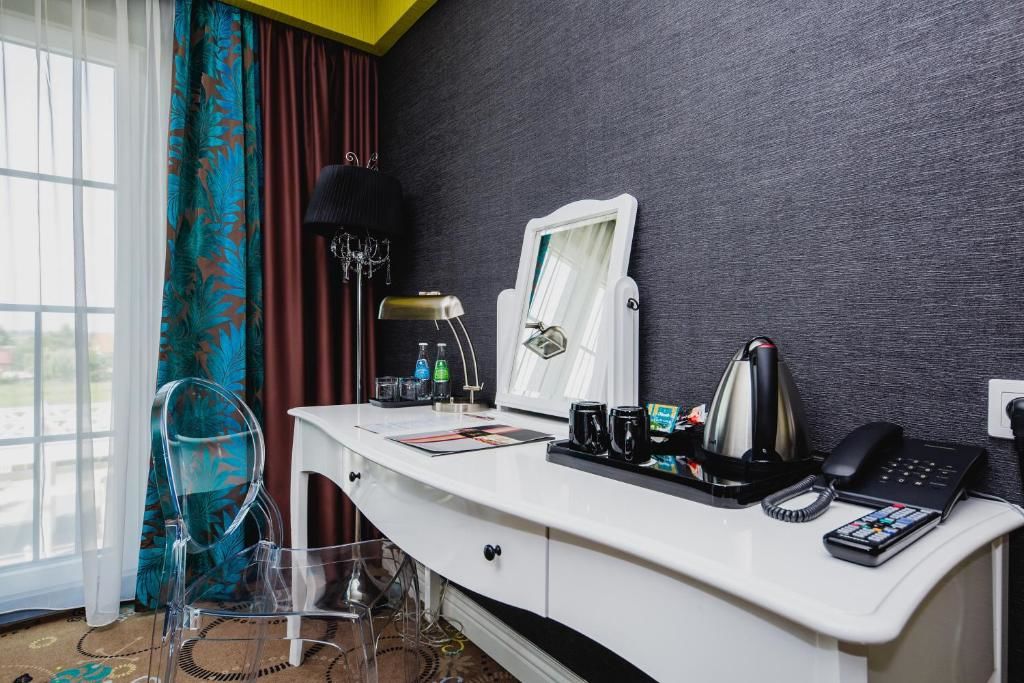 Отель Hotel Lamberton Олтажев