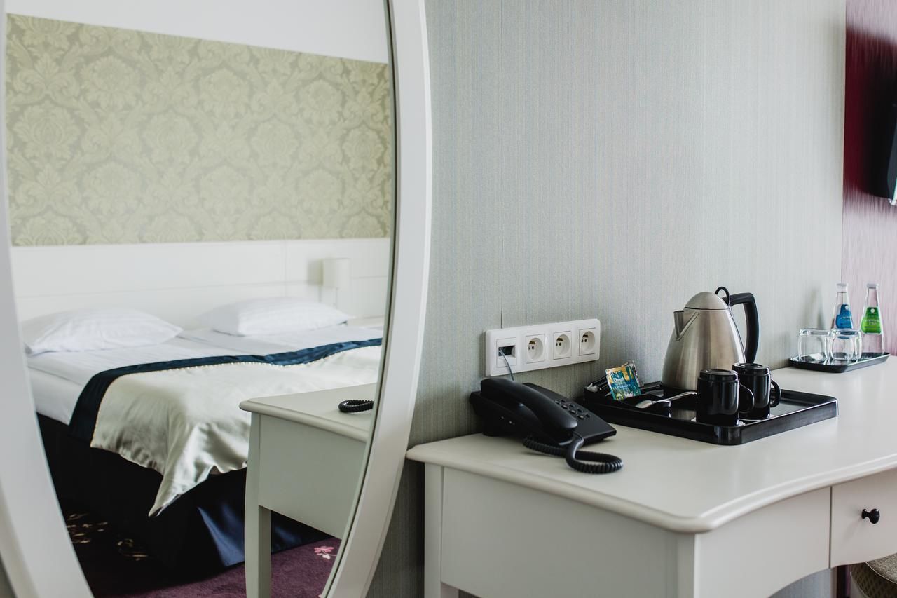 Отель Hotel Lamberton Олтажев